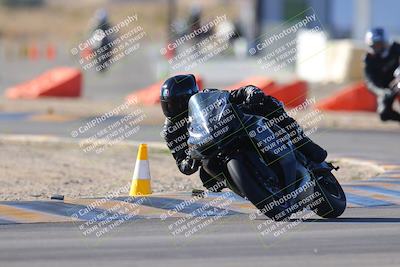 media/Dec-10-2023-SoCal Trackdays (Sun) [[0ce70f5433]]/Turn 2 (10am)/